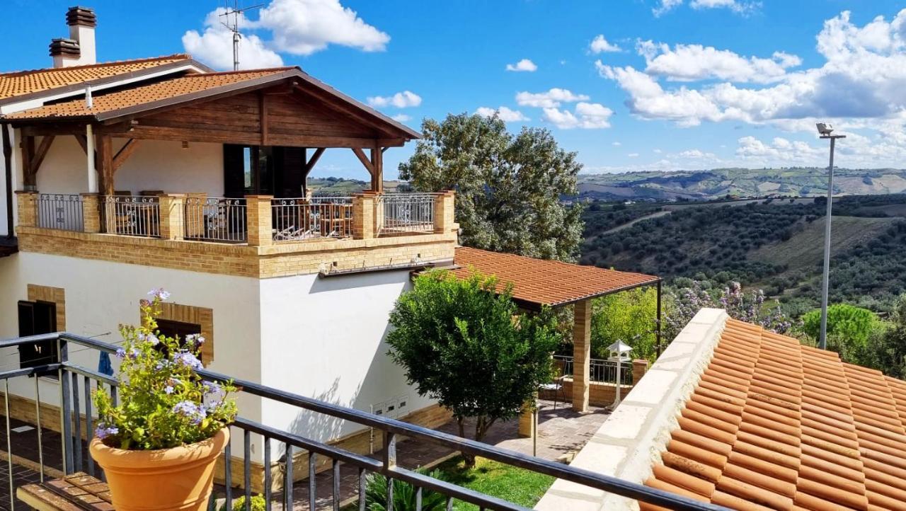 La Vigna Di Ranco Agriturismo Paglieta Exterior foto